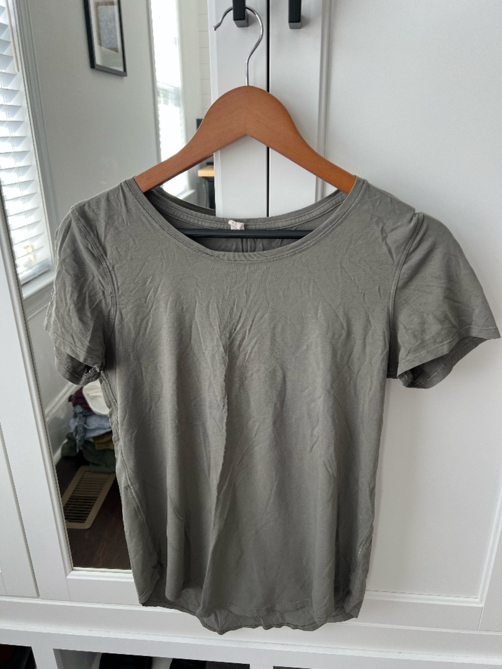 Lululemon Back in Action Short Sleeve Tee - Sage Green / Olive - Size 6
